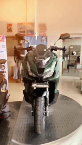 New ADV 160 ABS Green☘️ #KeretakuApps #SFM2512 #adv160 #promohonda #Fyp 