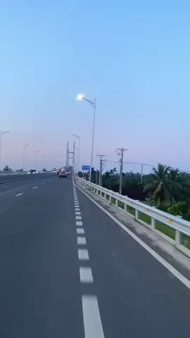 Lần nào đi ngang đây cũng nhớ #xuhuong #caurachmieu2 #mytho 