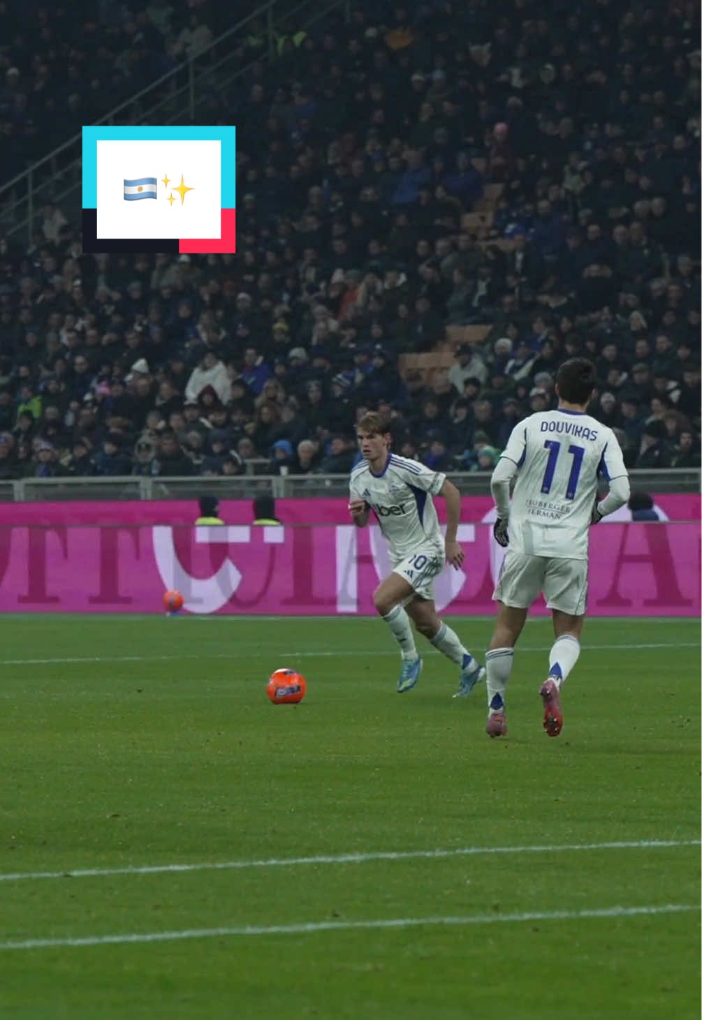 Despite the negative result, we show great skills at San Siro 🔵 @Nico #nicopaz #tiktokcalcio #como1907ontiktok #skills #argentina 