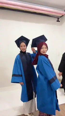 finally! @Nurul Astri Azizah #wisuda 