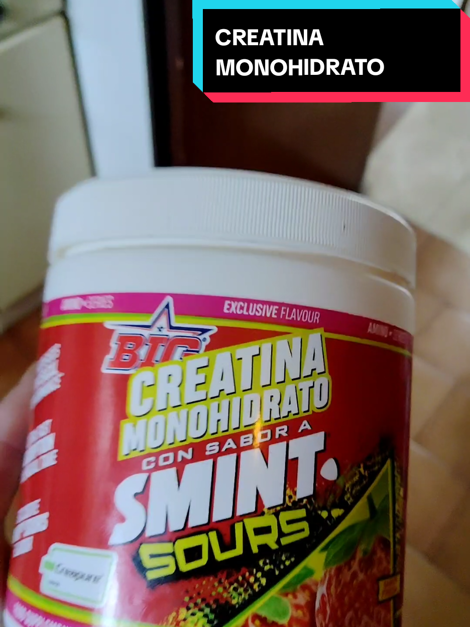 Seguimos colaborando con TIK TOK shop y ahora nos viene está creatina Monohidrato sabor SMINT FRESA, y recuerden que lleva el sello CREAPURE eso significa un 99,9 de CREATINA MONOHIDRATO #creatina #colaboracion #tiktokshop #viral #parati 
