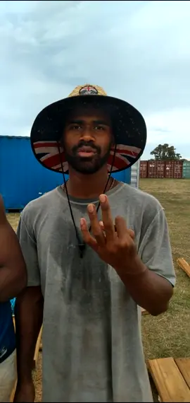 These guys are teaching a Chinese guy how to count in fijian 😂😂🤣🤣 #fijitiktok🇫🇯 