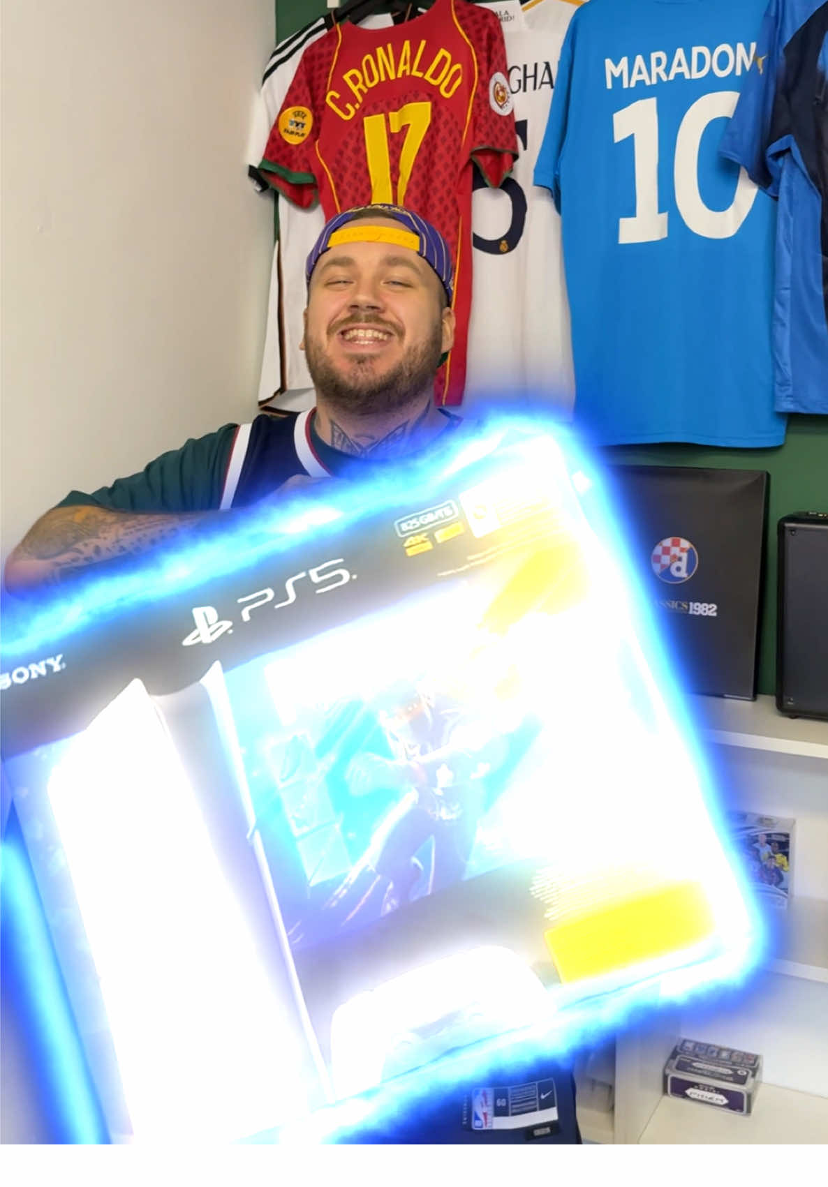 DIJELIMO PLAYSTATION 5!! @Renato Erceg @global_cards_hr #gallasandalla #balkan #globalcardshr 