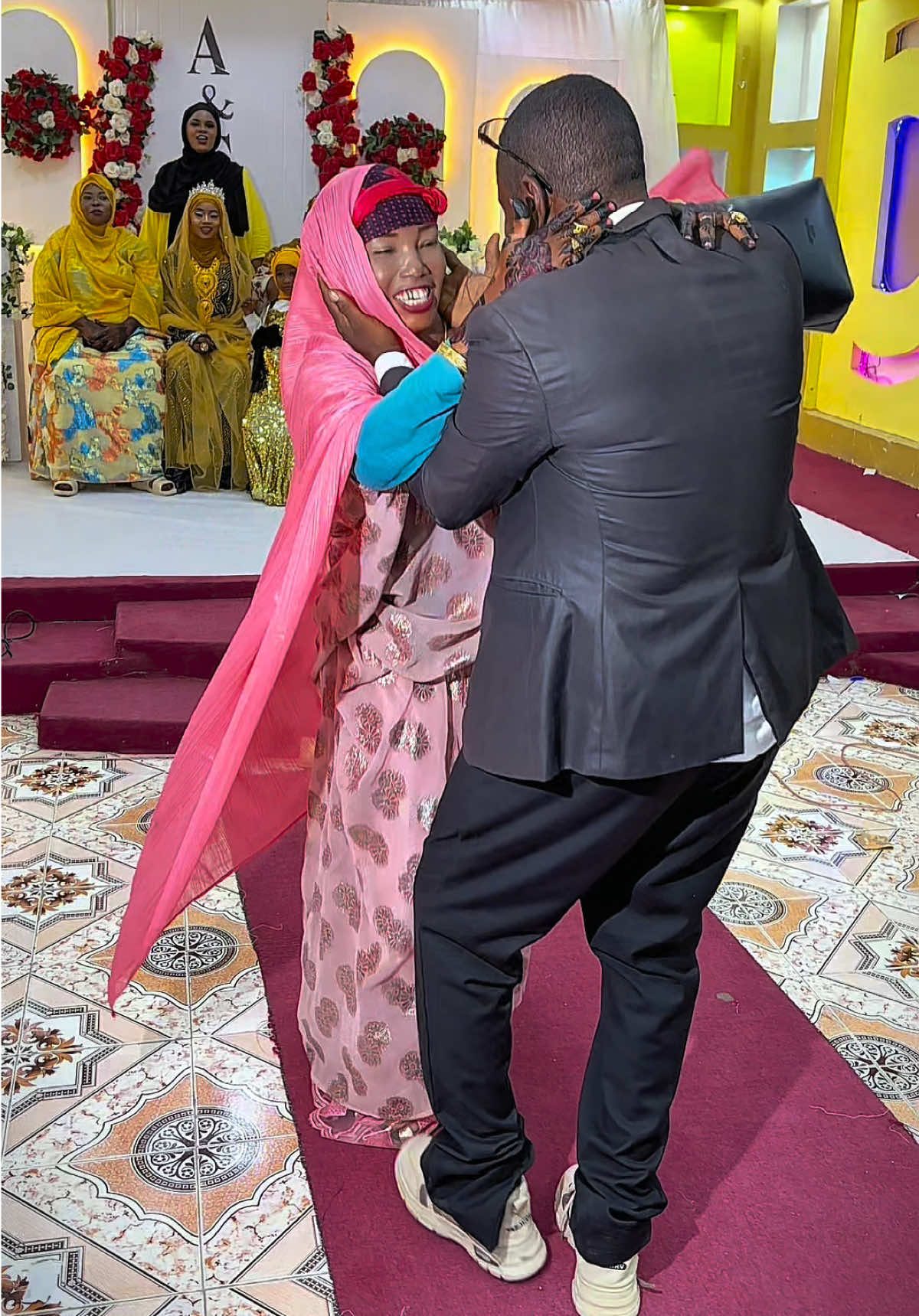 Axmed & Falastiin | Hooyada wiilka & Aabihi Qof wayn aniga iima Tihid #arooscusub #somalitiktok #foryou #viral #hooyo 