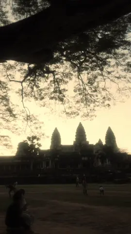 នមោ ពុទ្ធស្ស 🙏 សូមឱ្យកម្ពុជាមានសុខសន្តិភាព។ #គតិធម៌អប់រំចិត្ត #cambodianeedpeace 