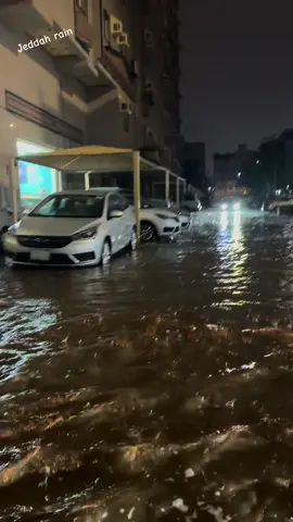 Jeddah rain#foryou #foryoupage #fypシ #saudiarabia🇸🇦 #jeddah🇸🇦 @Anwar ul haq 