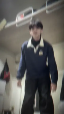 Quét đất ❌  hút chân không ✅