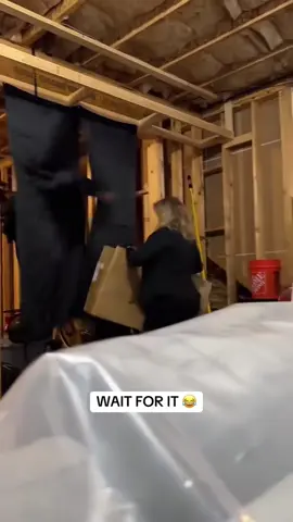 #funnyvideo #prankscare #funnyprank #scarecam #funnytiktok 