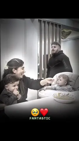 Don’t smile you are single😂🫵#fyp #goviral #Love #foryoupage 