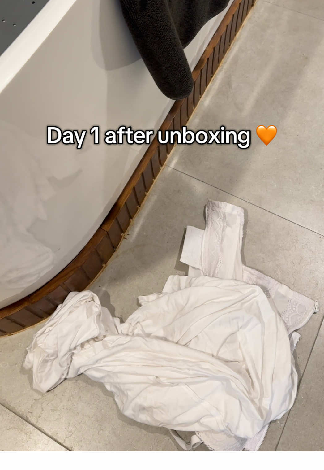 gpp kasur berantakan yg penting mukanya bersih🙏🏻