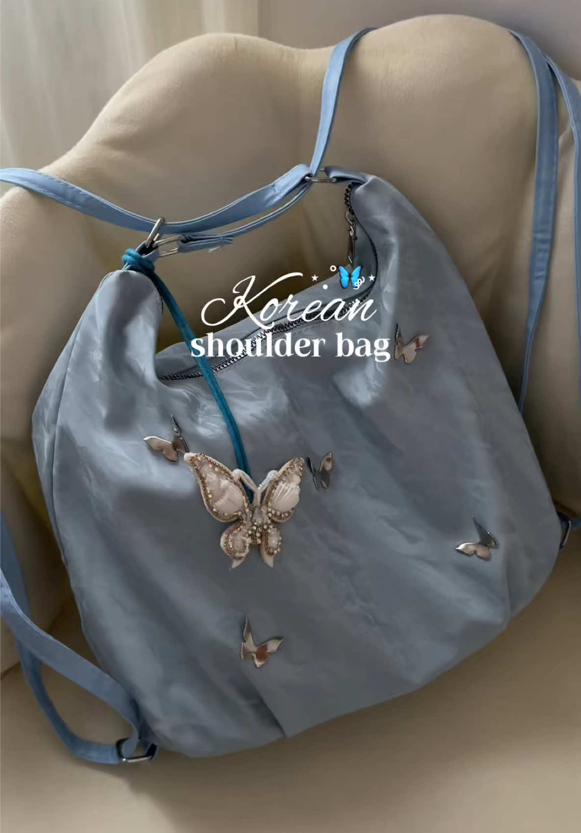 Replying to @myfindsforyou🪷 yes it’s a two way bag! ⋆.˚🦋༘⋆ #shoulderbag #backpack #leatherbag #koreanbag #butterflybag @BETA Wallets.PH 