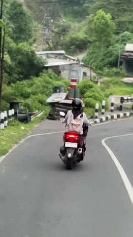 Akan kupastikan kamu selamat sampai tujuan 🖤@nitaaaaa 