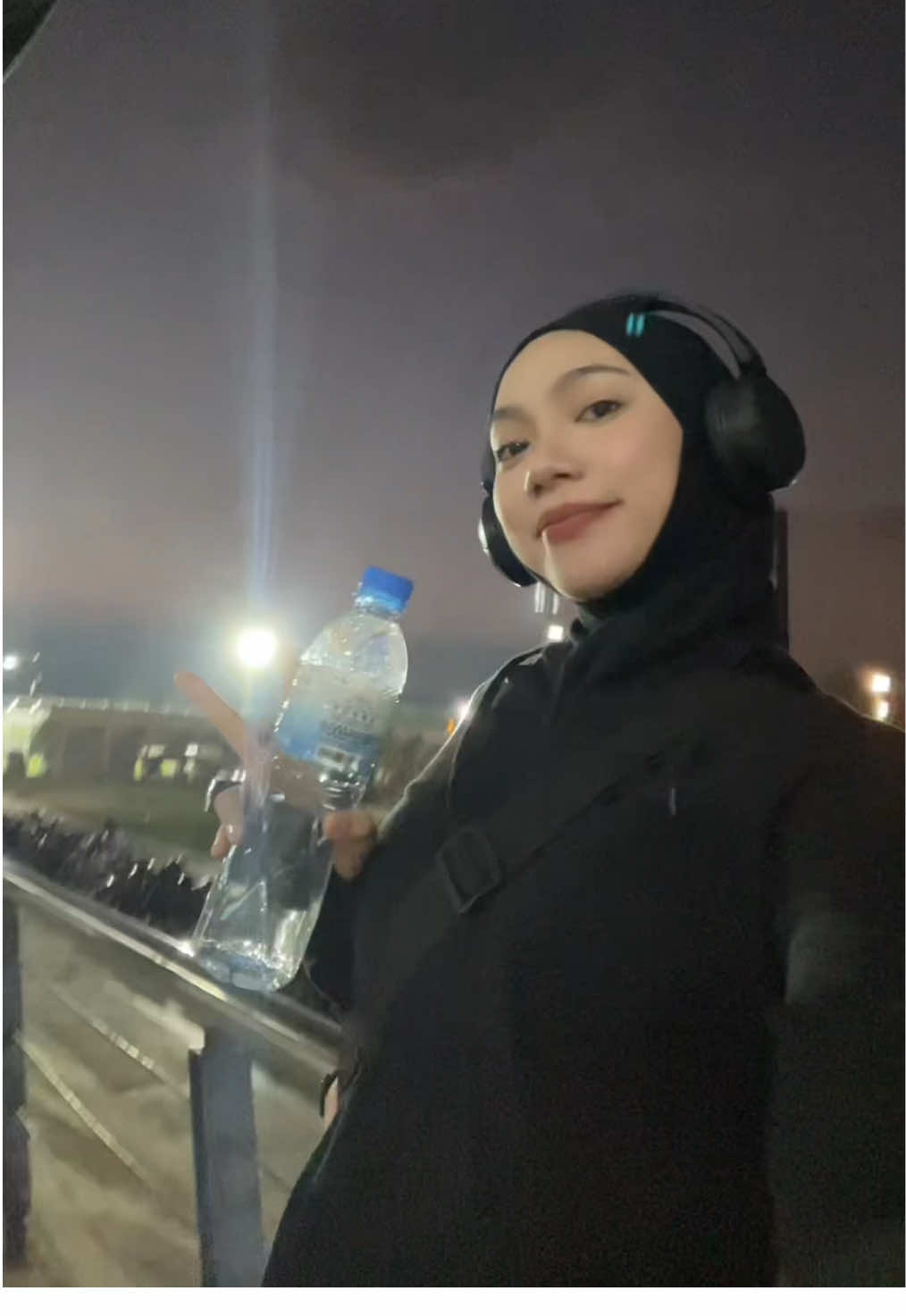 วันนี้ถุงเท้าเขียวนะ 🧦