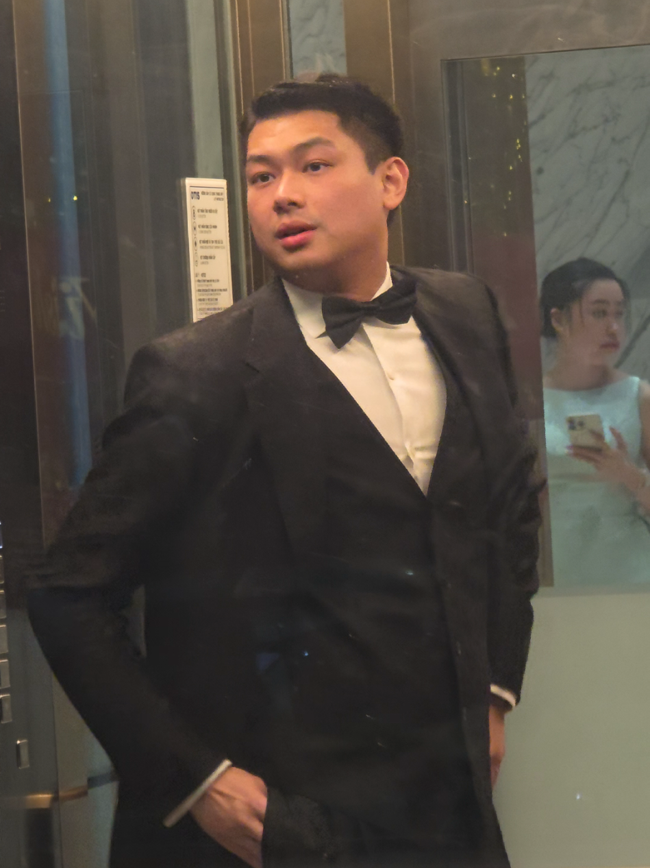 William Hiếu Nguyễn, chàng út vạn cô gái si mê nhà Jonathan Hạnh Nguyễn #jonathanhanhnguyen #williamhieunguyen #saigondaily