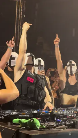 HOLYFUCKINGCHRISTMAS @Holy Priest  #holypriest #techno #alliwantforchristmasisyou #phase2 