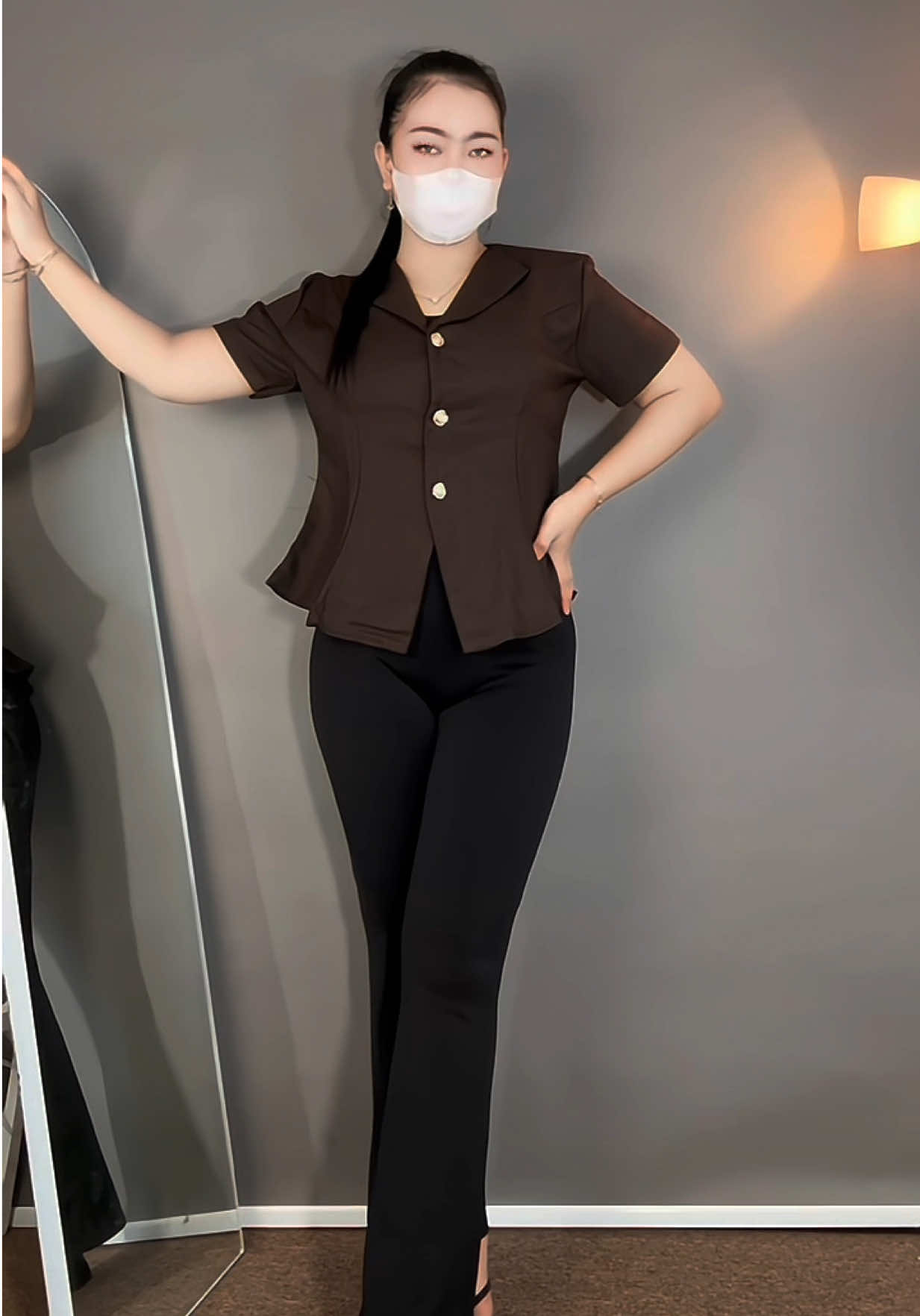 Rekomendasi outfit simple, atasan bisa dijadiin blouse/blazer ya best cakepoll, wajib punya sih 😍 #rekomendasi #outfit #fyp #atasanwanita 