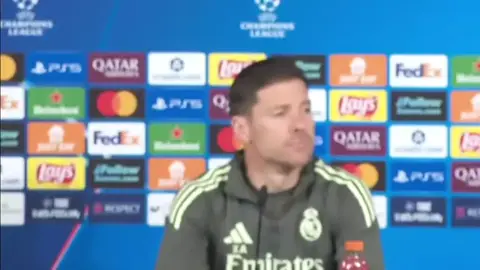 🎙🇪🇸 Rueda de Prensa de Xabi Alonso previo al Real Madrid-Manchester City. #realmadrid #xabialonso #ruedadeprensa #manchestercity 