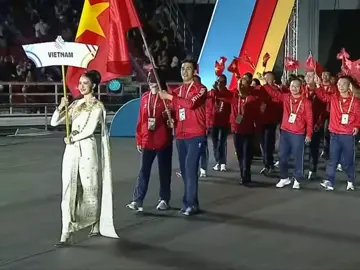 Đoàn thể thao Việt Nam trong ngày khai mạc SEA Games 33 #seagames #thethaovietnam #seagames33 #vietnamtoiyeu #chfootball 