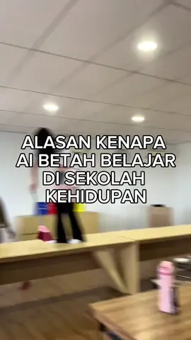 MAU IKUT LAGIII #sekolahkehidupan #kulitplumpy #glassskin #BetterThanOtherSpray 