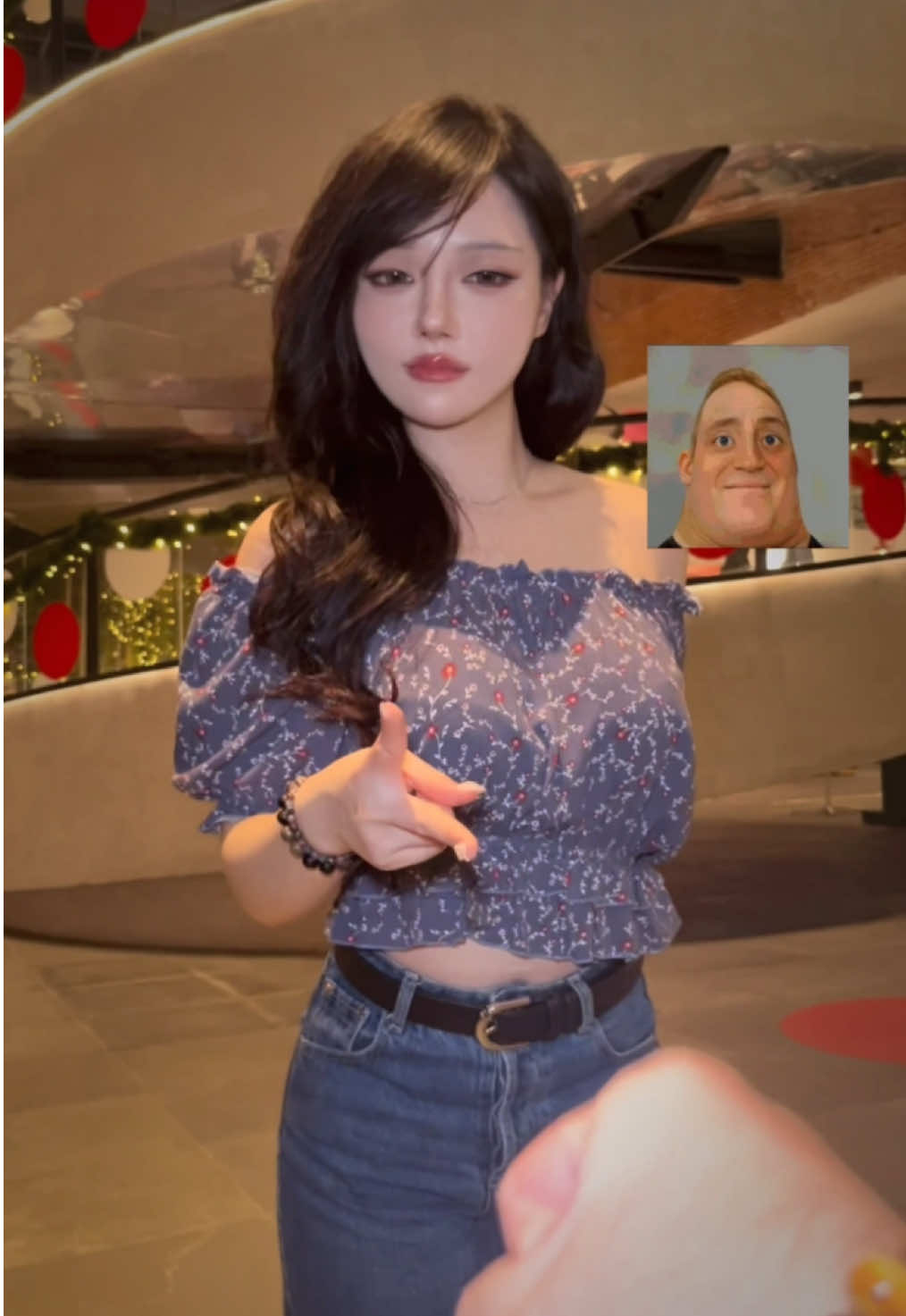 hola traveller~ udah update genshin belum? 😌 Ada karakter baru, event baru, dan story baru yang bisa kamu mainkan di update terbaru ini! Jangan lupa update Candra 3 dan dapetin Durin disini : https://hoyo.link/KwnDbdkRk Redeem Code : W7ERMWF95WK6 Hashtag: #GenshinImpact #Durin #Jahoda #GenshinLunaIII #GenshinCandraIII