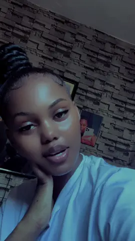 Nonyeza nga silaba☺️#diana🥰 