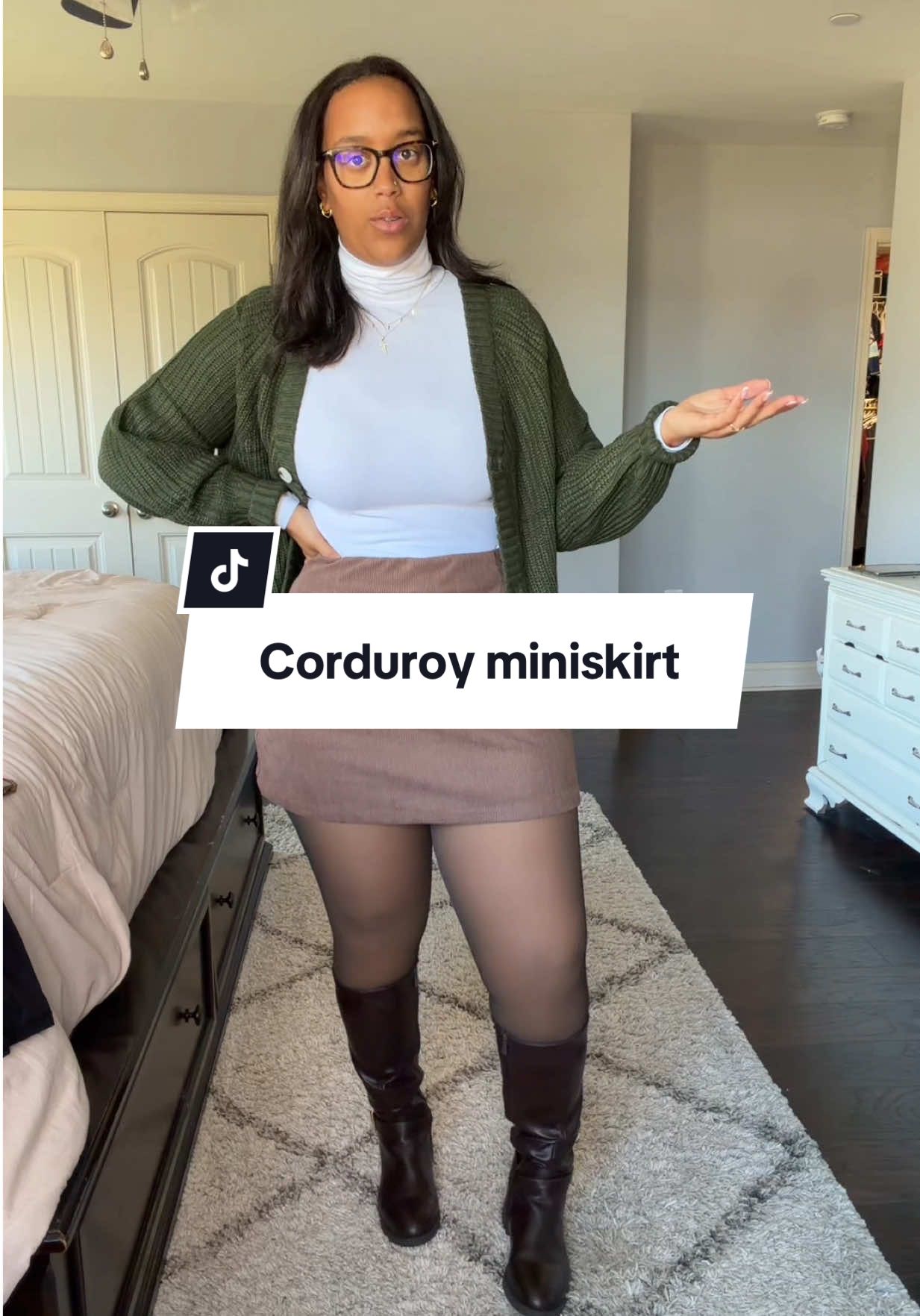 Replying to @AloBri one of my fa skirts  from @Halara  #halara #halaratiktokshop #skirt #corduroy 