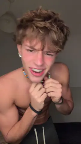 conmigo no te quieren ver…👀