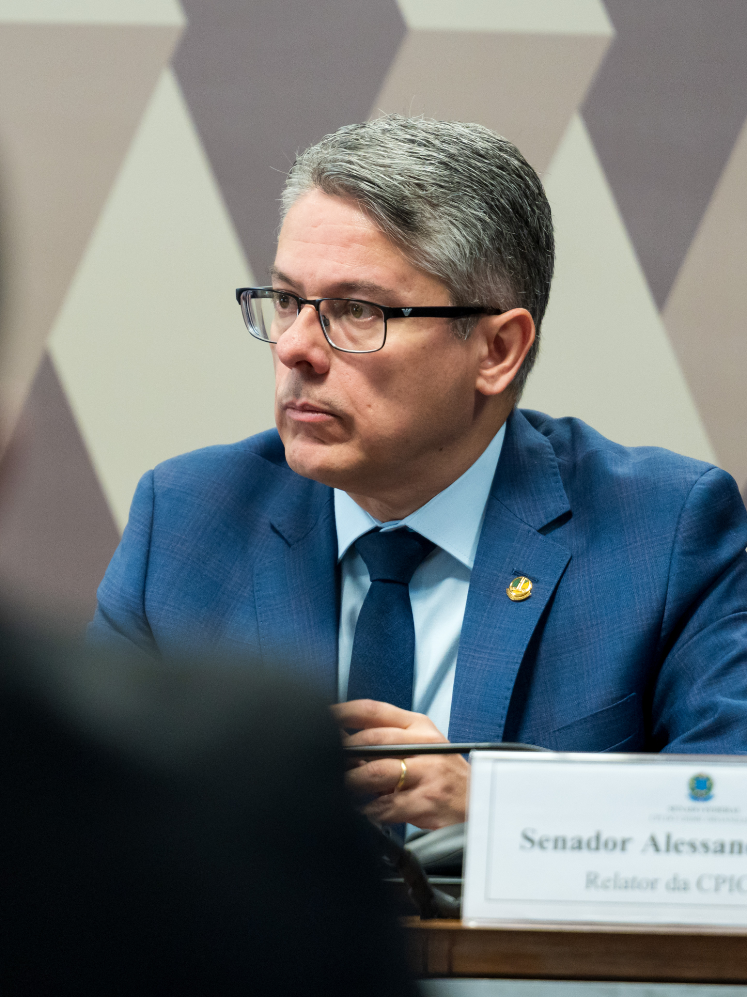 CAMPANHAS FINANCIADAS PELO CRIME ORGANIZADO: entre outras estruturas que, claramente, utilizam o crime como forma de impulsionamento.