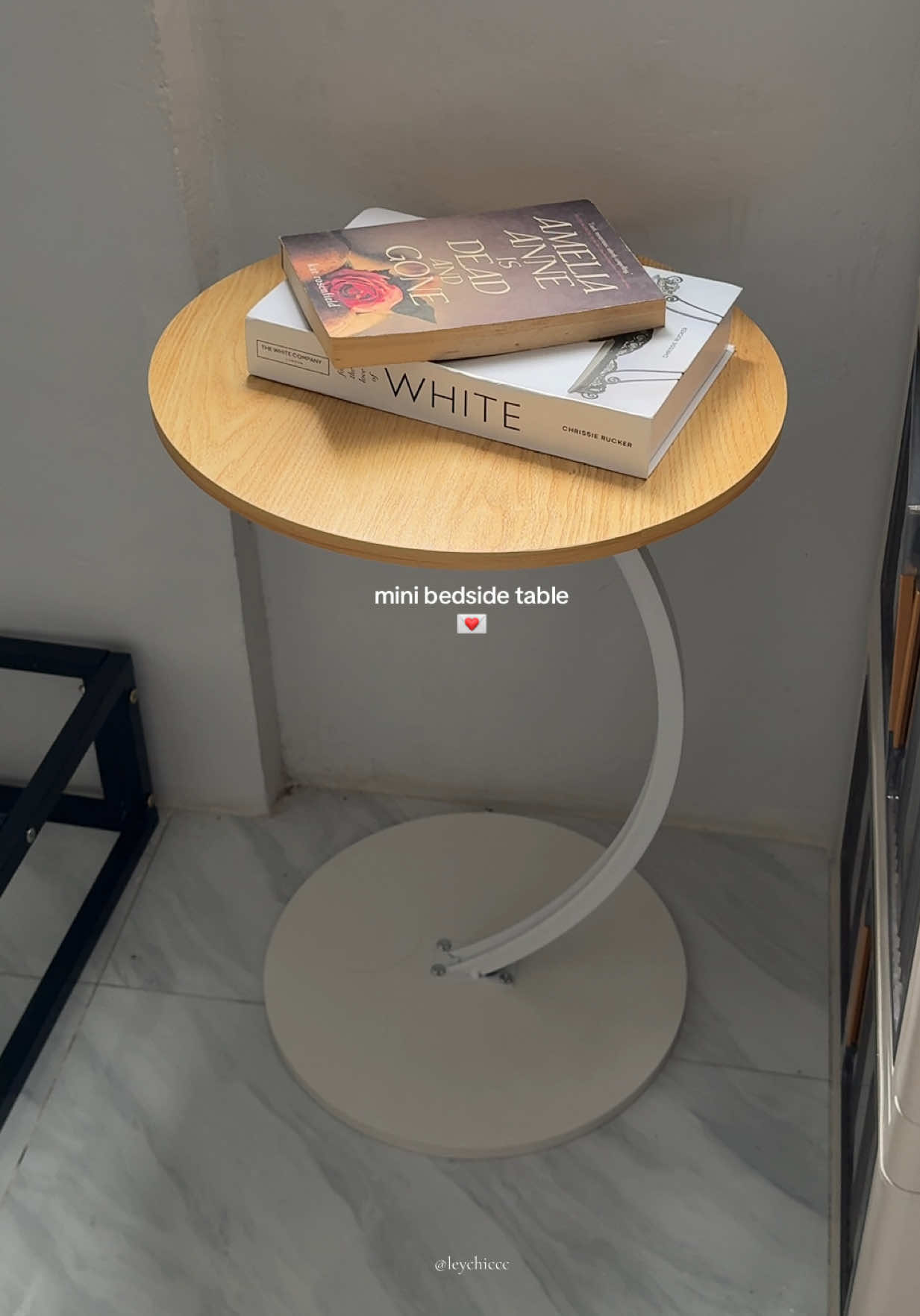 Worth to buy!!  Bedside table / mini table ✨🤍 #minitable #bedsidetable #roundtable #smalltable #homefurniture 