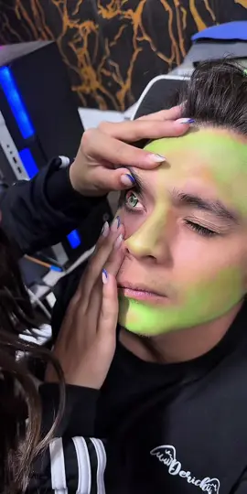 Haciendo pruebas para los shows que se vienen 🎄🎄 #grinch #navidad #personajes #extime 