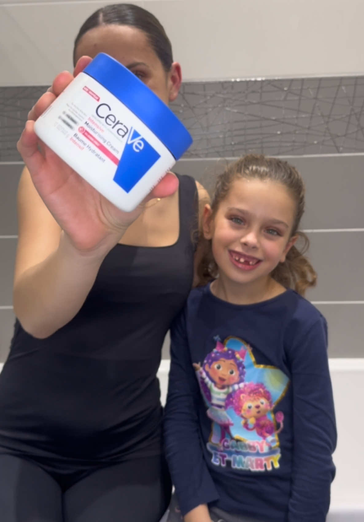 routine pour l’hiver avec @ceravefrance 💙 publicité   @L’Oréal Paris #BeautyCrewBaumeHydratantIntensif #cerave #skincare #baumehydratantintensif #lorealistar  