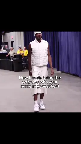 On sum nonchalant shii ❤️‍🩹 #shaigilgeousalexander #nonchalant #school #relatable #fyp 