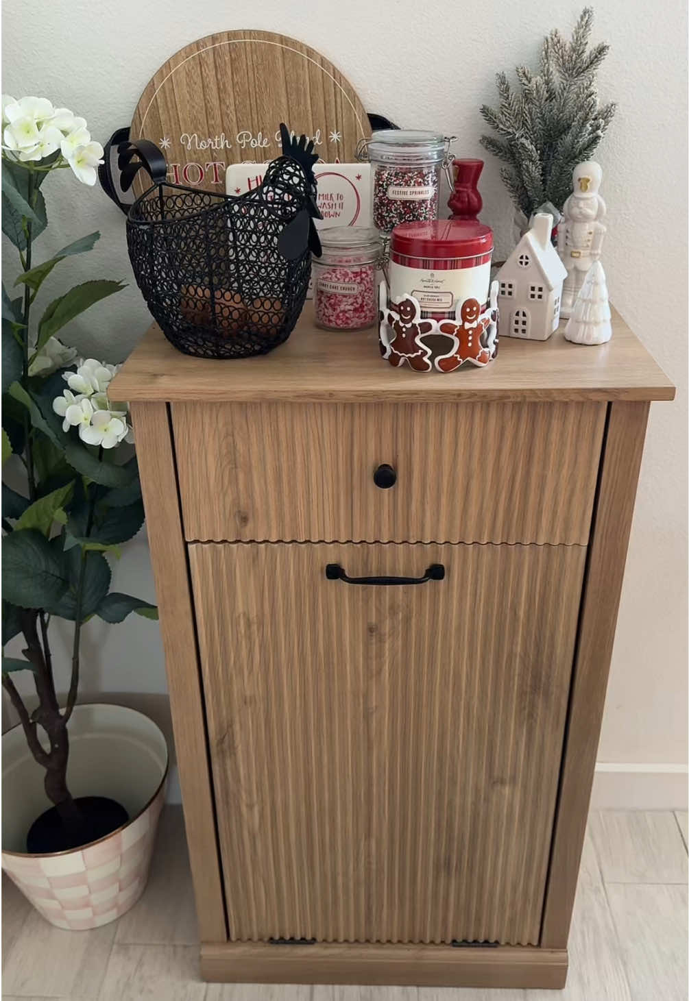 Tilt out trash can! #tiktokshop #fyp 