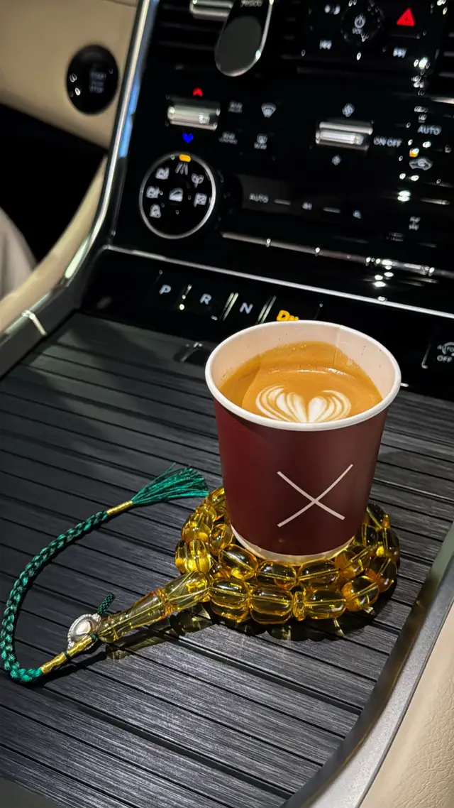 وانـا ماعـرف طـرد المـقفين👋🏻