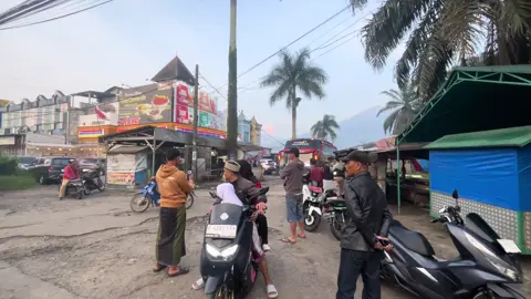 SEKOLAH NEMBONG 1 GOES GEDUNG SATE DAN SEKITARNYA MUDAH MUDAHAN BERANGKAT SELAMAT PULANG DENGAN SELAMAT