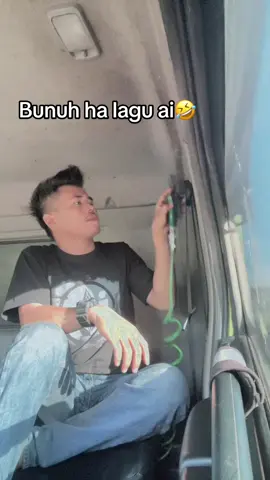 Han syarmila ti kam🤣