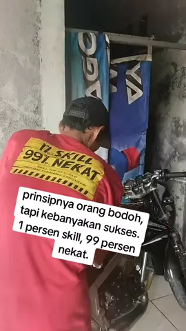 kaos motifasi buat orang bodoh, tapi kebanyakan sukses.#kaos #kaosviral #kaosdistro 