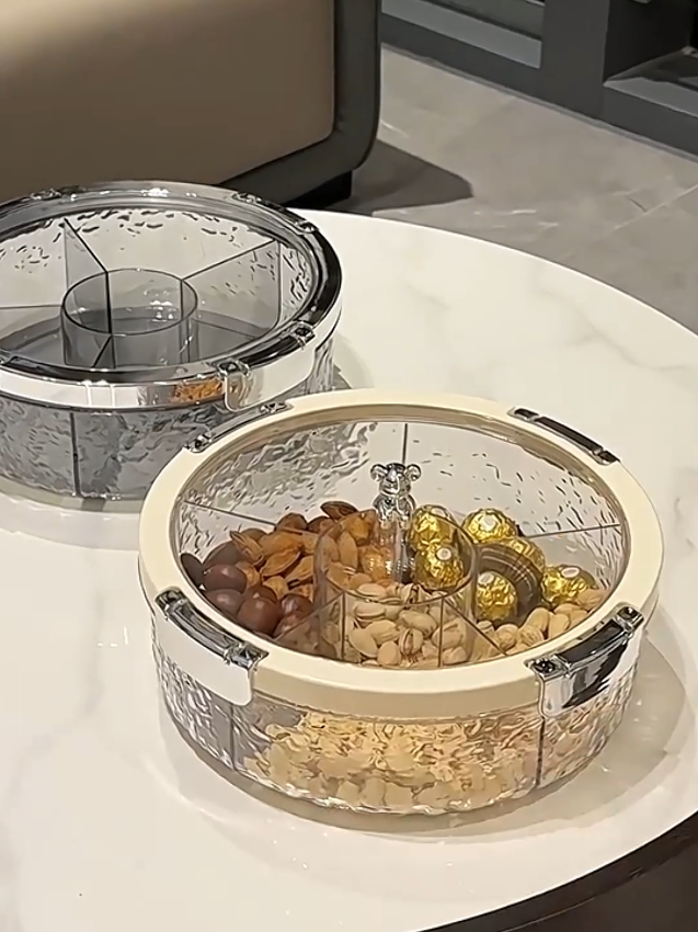 Khay mứt trong suốt sang trọng  có khóa, nắp gấu dễ thương có roăn cao su, 6 ngăn tiện lợi. #khaymuttet2026 #khaymuttrongsuot #khaymutnapgau #khaymutnapkhoa #khaymutchongam 