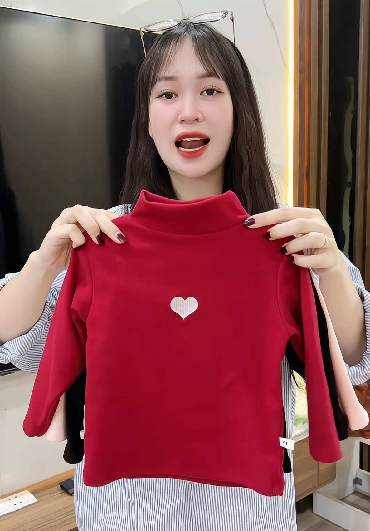 Áo giữ nhiệt dày dặn cho bé vừa rẻ vừa đẹp#xuhuongtiktok #kidstiktok #thoitrangbegai #aogiunhietchobe #aogiunhiet 