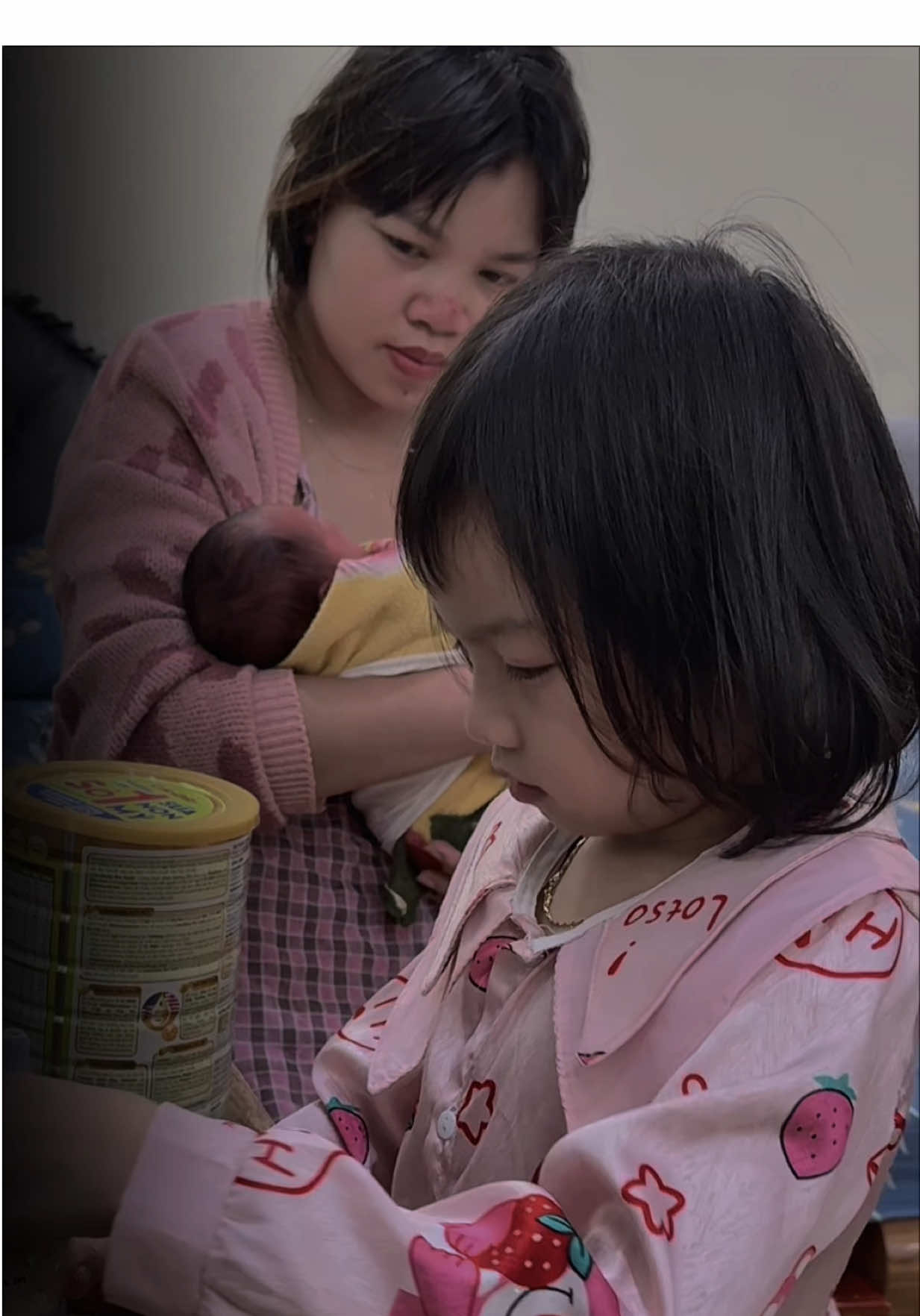 Uống Sữa Song Ngủ Ngoan Cho Mẹ Ngủ Em Nha...! #haisen #gdhaisen #CapCut 