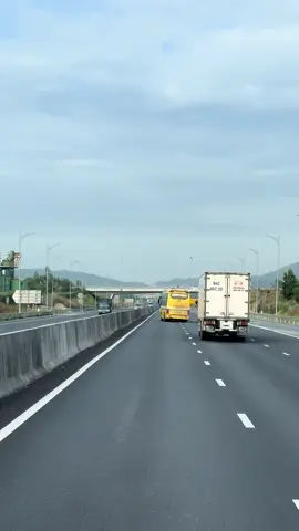 Anh ơi em say xe lắm . Cho e giường đầu nhé . Ok em . Đầu đít như nhau . Chiều khách hết mức 😎😎😎😎#xuhuong #xuhuongtiktok 