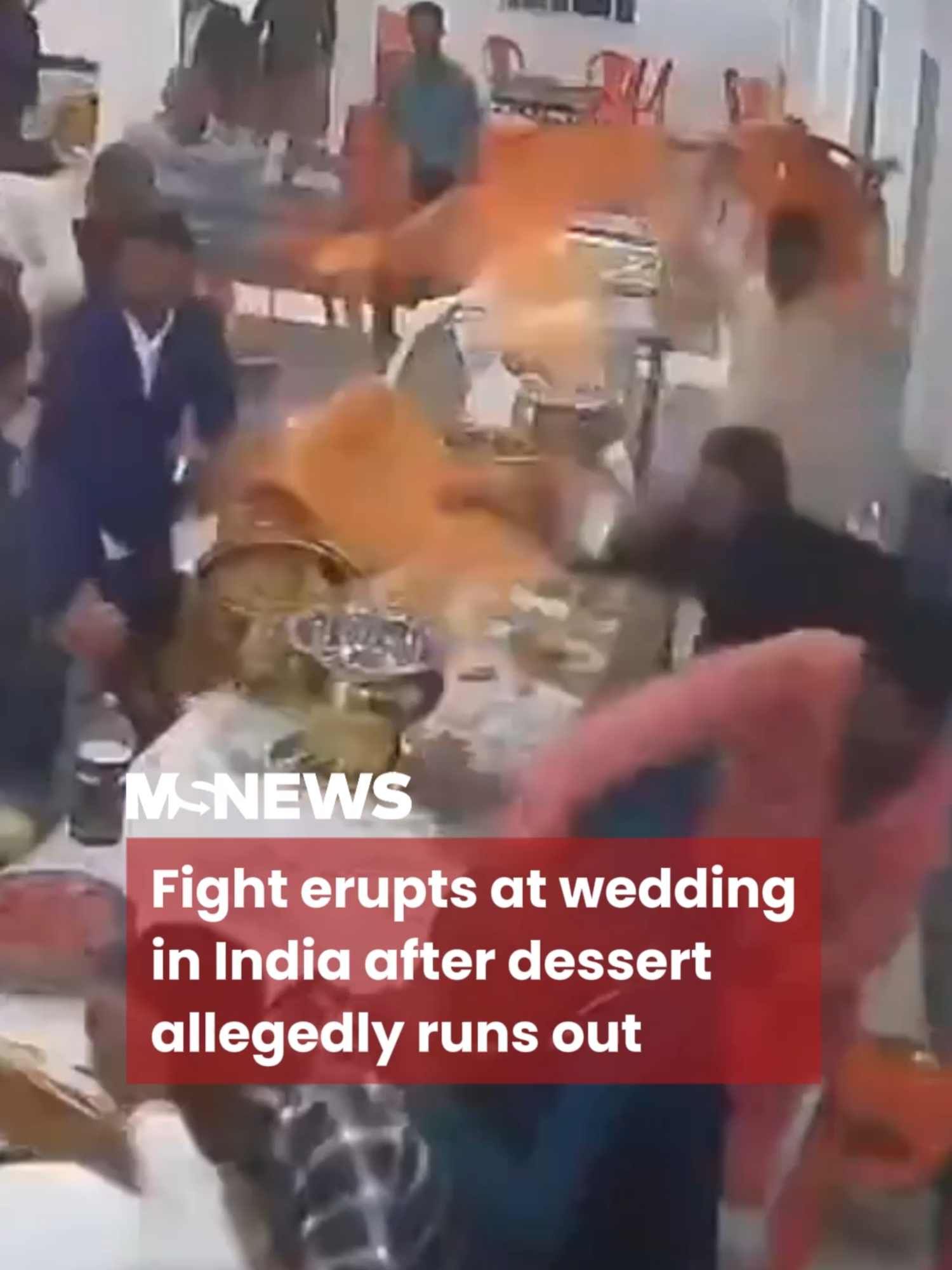 The bride’s father claimed that the groom’s side of the family demanded an additional 200,000 rupees (~S$3,000) in dowry and started hitting the bride’s family after they opposed it. #mustsharenews #sgfyp #india