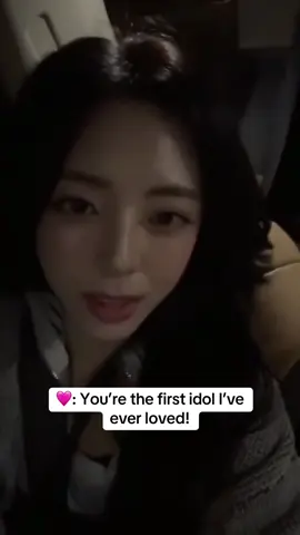ITZY Yuna has a funny and cute interaction with MIDZY in a clip from Yuna’s Instagram livestream today! Yuna went live on Instagram earlier today to talk with MIDZY after finishing her schedule and thank MIDZY for congratulating her throughout the day since it was her birthday 🎂! Throughout the livestream, Yuna talked about her day like how ITZY celebrated her birthday together. A MIDZY in the chat said that Yuna was their first ever idol. Seeing this, Yuna asked how it felt for Yuna to be their first idol. Since she is so cute, pretty, and adorable ☺️. Ngl, Yuna being my ultimate bias completely ruins any other kpop idol for me 😂. #itzy #yuna #kpop #kpopfyp #fyp 