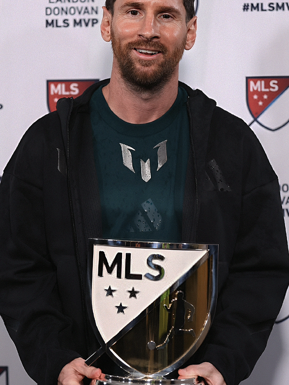 Leo Messi saat menerima penghargaannya MVP MLS 2025. 🏆🐐 #leomessi #messi #intermiamicf #mls2025 #intermiami 