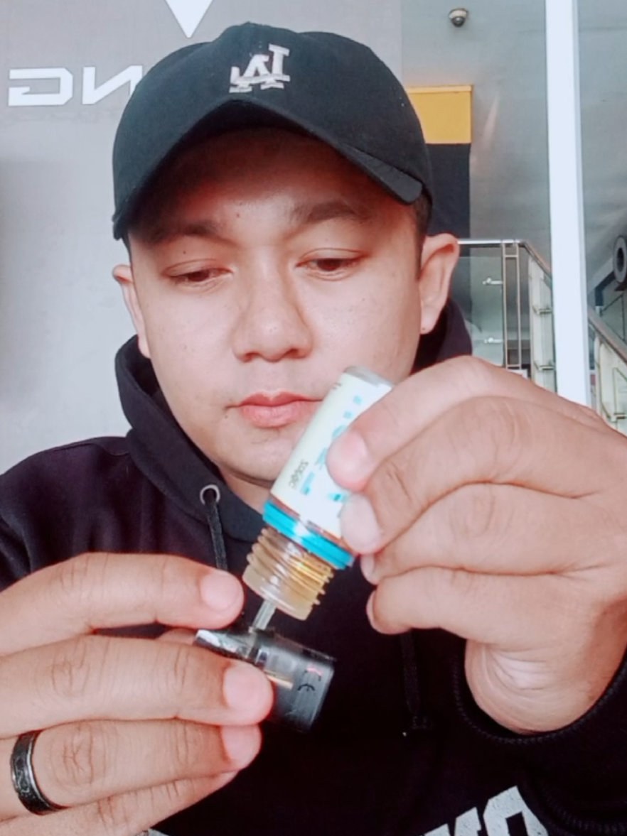 enjoy bareng vozz ice cream 🤤 • @jozojobrew 