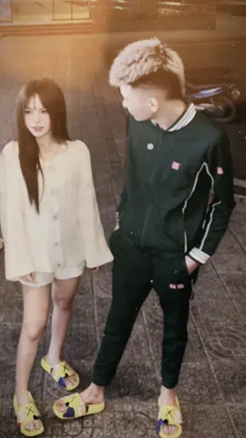 Xin lỗi em vì đã đến muộn