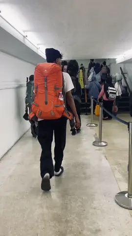 Merbabu dengan lika liku nya🙌@MERBABU VIA SUWANTING  #pendakiindonesia #merbabumountain #fyp 