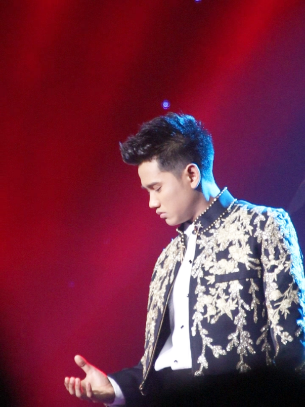 Mila kelihatan tegang banget pas Valen mau tampil 🤏 #milada7 #valenda7 #milen #dangdutacademy7 #fyp 