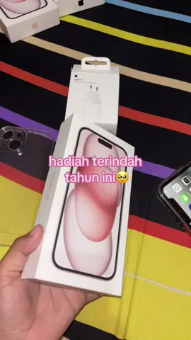 pdhl minta nya 13pro eh d belikan nya 15💕🥹#fyp #15pink 