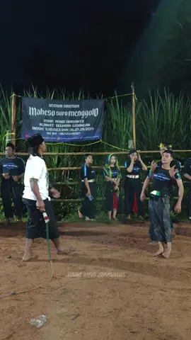 Susah di sadarkan sampai nyaduk kancane😁  #mahesosuromenggolo 